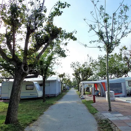 Pet Family Camping Cortina