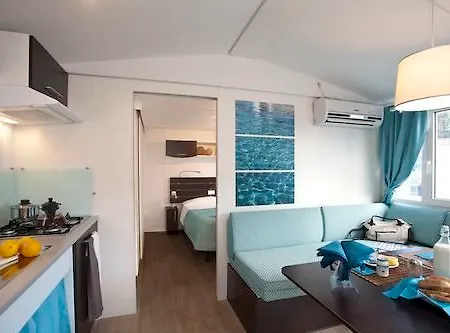 キャンプ場 Pet Family Camping Cortina セニガッリア