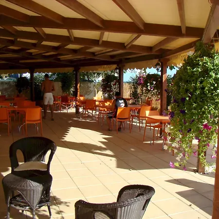 Pet Family Camping Cortina Camping 3*